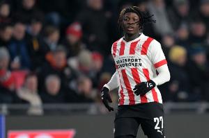 云开体育-记者：巴卡约科不会参加PSV训练营&amp;即将转会 勒沃库森领跑争夺战